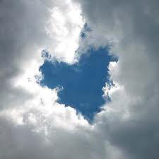 nuage en forme de cœur